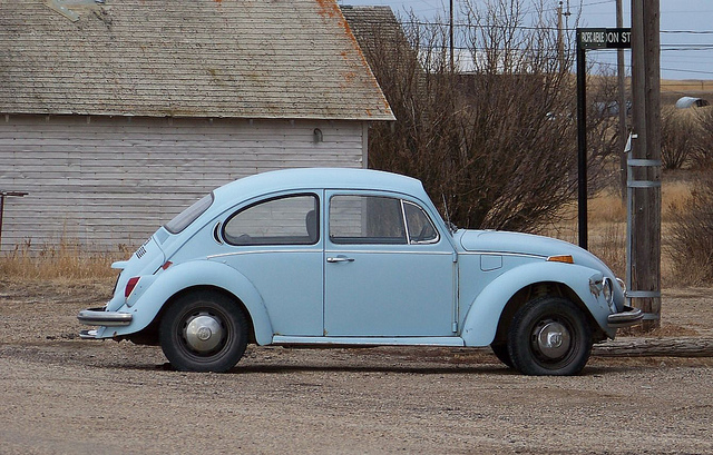 SKSW12b28 Powder Blue VW Beetle, Piapot SK